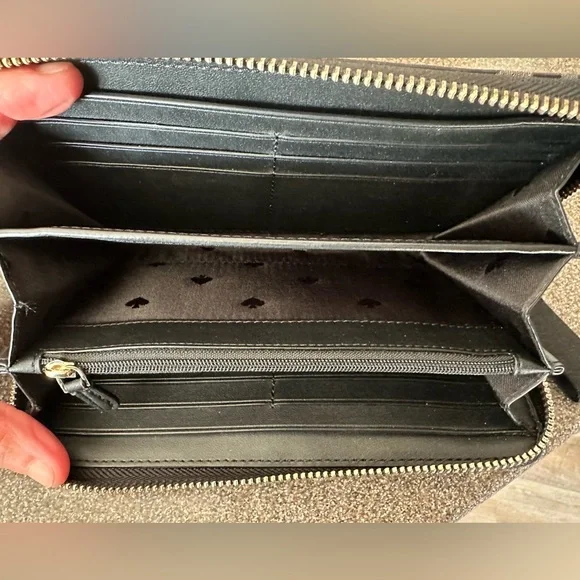 Kate Spade Black Star Wallet - Picture 4 of 4
